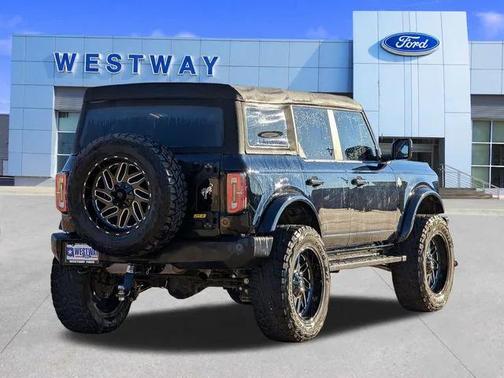 2022 Ford Bronco Outer Banks