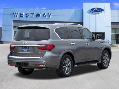 2021 INFINITI QX80 Luxe