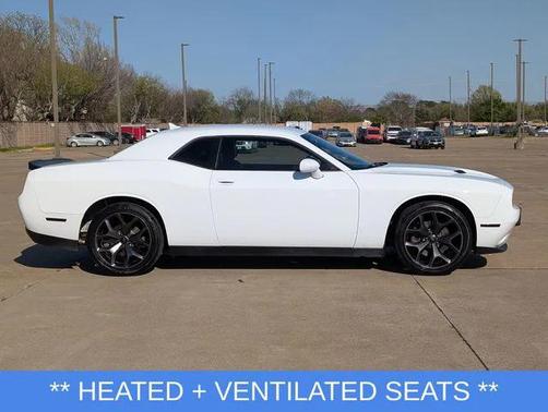 2019 Dodge Challenger SXT