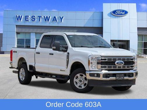 Oxford White 2025 Ford F-250 XLT