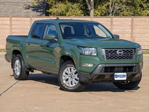 2022 Nissan Frontier SV