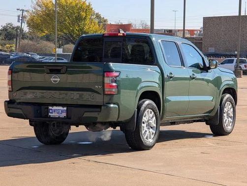 2022 Nissan Frontier SV