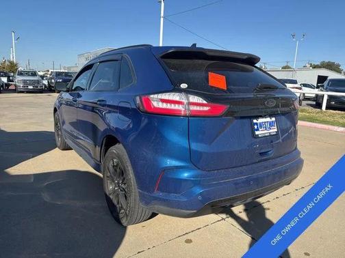 2022 Ford Edge SE
