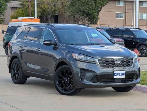 2020 Kia Sorento S