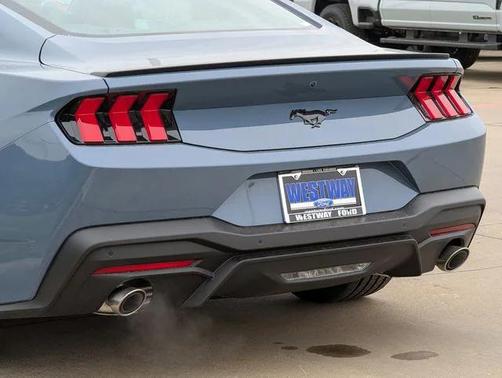 2025 Ford Mustang EcoBoost