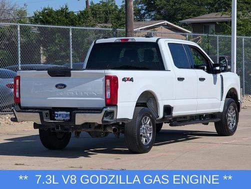 Oxford White 2025 Ford F-250 XLT