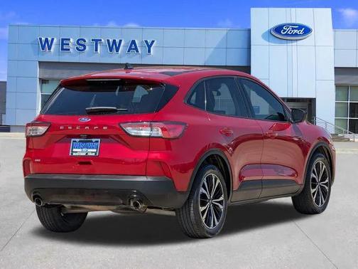 2022 Ford Escape SE
