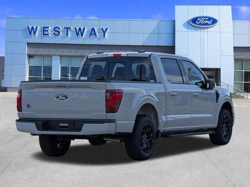 Avalanche 2026 Ford F-150 XLT