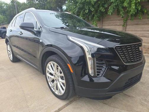 2022 Cadillac XT4 Luxury