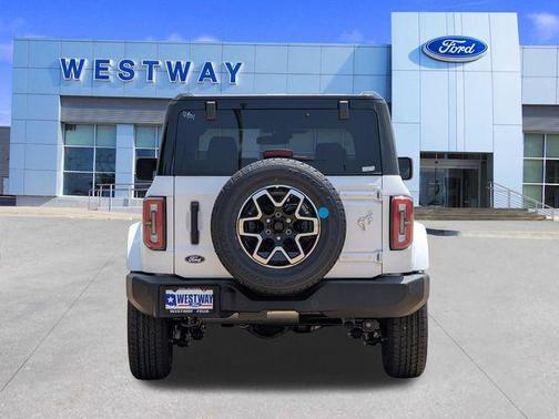 Oxford White 2026 Ford Bronco Outer Banks
