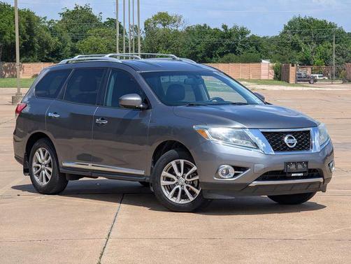 Gun Metallic 2015 Nissan Pathfinder SL