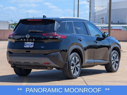 Super Black 2022 Nissan Rogue SV
