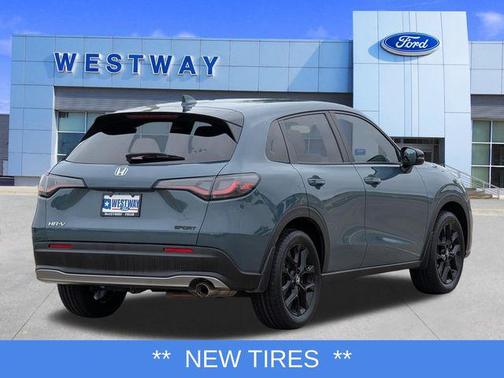 Urban Gray Pearl 2023 Honda HR-V 2WD Sport