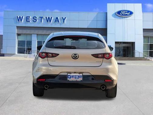 2023 Mazda Mazda3 FWD w/Preferred Package