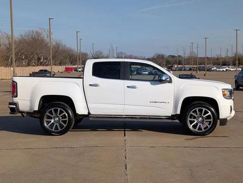 2022 GMC Canyon Denali