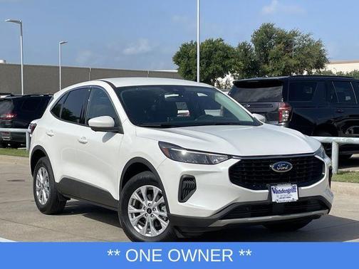 Star White Metallic Tri-Coat 2023 Ford Escape Active