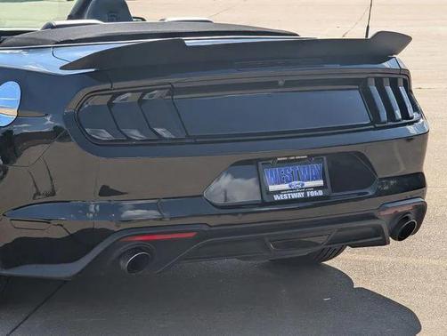 2022 Ford Mustang EcoBoost Premium
