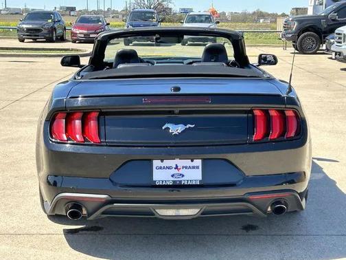2022 Ford Mustang EcoBoost Premium