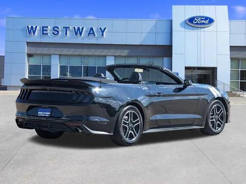 2022 Ford Mustang EcoBoost Premium