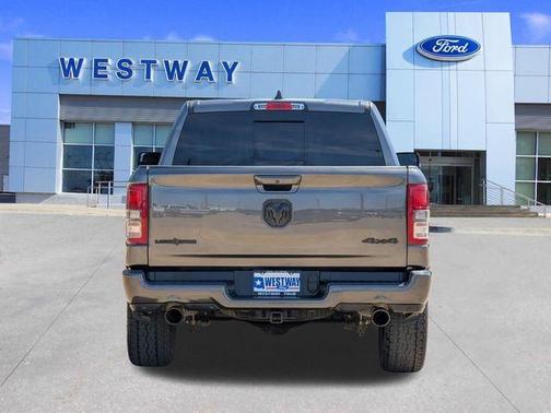 Granite Crystal Metallic Clearcoat 2022 RAM 1500 Big Horn/Lone Star
