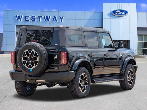Shadow Black 2026 Ford Bronco Outer Banks