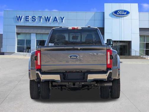 2025 Ford F-350 Lariat