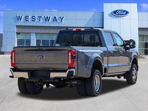 2025 Ford F-350 Lariat