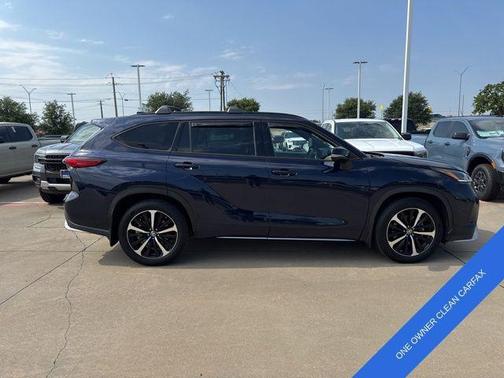 2022 Toyota Highlander XSE