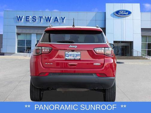 Red Hot Pearlcoat 2024 Jeep Compass Latitude Lux
