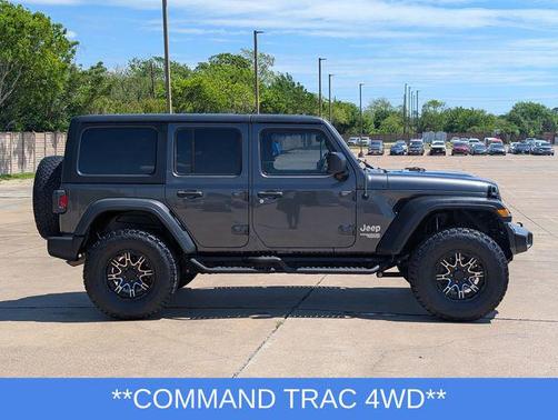 Granite Crystal Metallic Clearcoat 2019 Jeep Wrangler Unlimited Sport