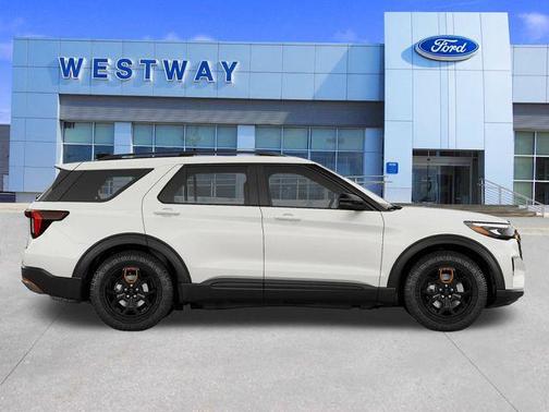 Star White Metallic Tri-Coat 2026 Ford Explorer Tremor