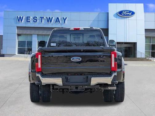 2025 Ford F-350 Lariat