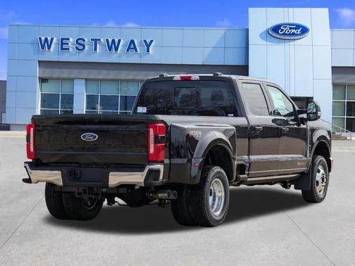2025 Ford F-350 Lariat