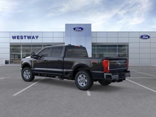 Agate Black Metallic 2026 Ford F-250 XLT