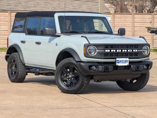 2024 Ford Bronco Black Diamond