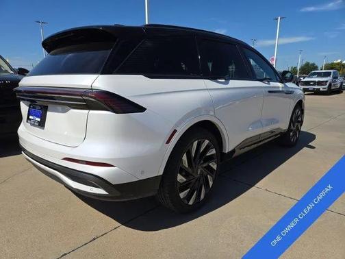 2024 Lincoln Nautilus Reserve
