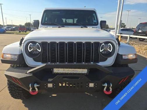 2024 Jeep Gladiator Sport