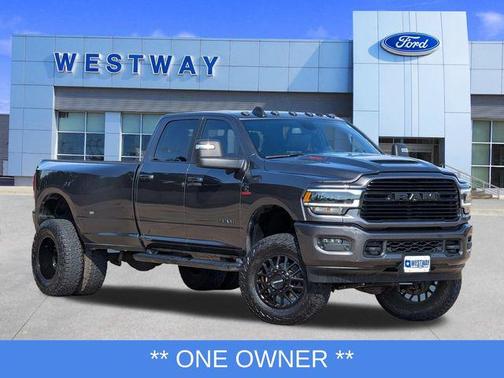 Granite Crystal Metallic Clearcoat 2024 RAM 3500 Laramie Crew Cab 4x4 8' Box