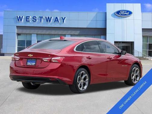 2022 Chevrolet Malibu FWD LT