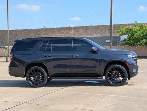 2023 Chevrolet Tahoe 4WD RST