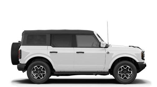 Oxford White 2026 Ford Bronco Outer Banks