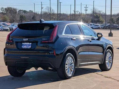 2024 Cadillac XT4 Luxury