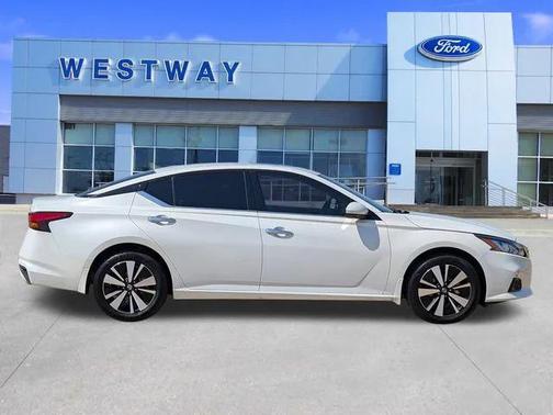 2021 Nissan Altima 2.5 SL