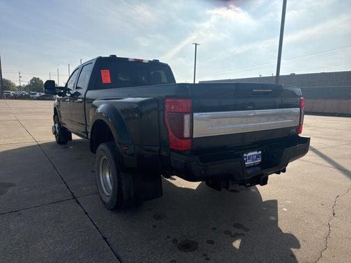 2022 Ford F-350 Platinum