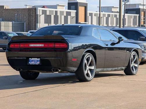 2014 Dodge Challenger SXT