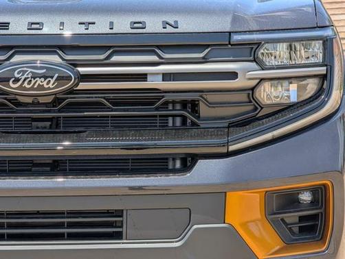 Dark Matter Gray Metallic 2026 Ford Expedition Tremor