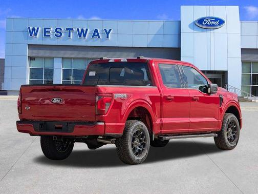 Ruby Red Metallic Tinted Clearcoat 2026 Ford F-150 XLT