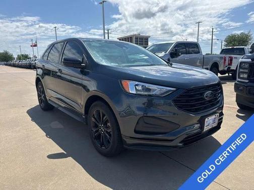 2022 Ford Edge SE