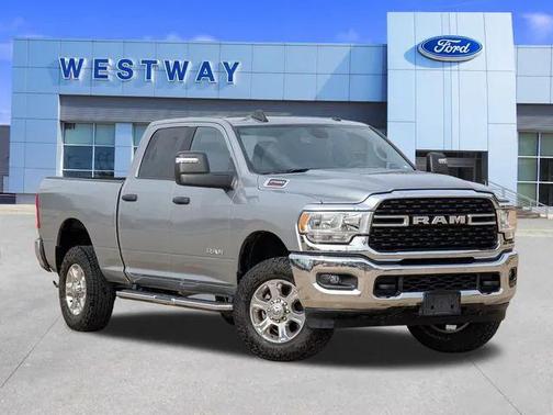 2023 RAM 2500 Big Horn Crew Cab 4x4 6'4' Box