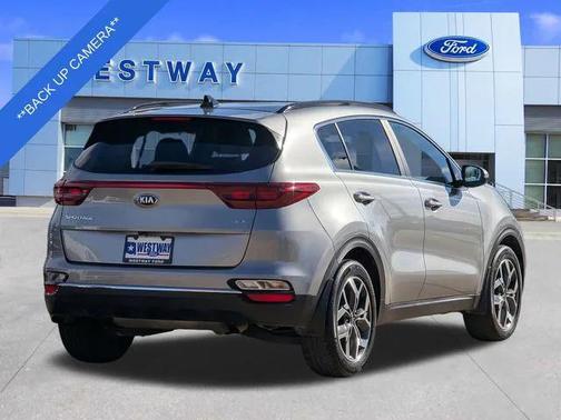 2022 Kia Sportage EX